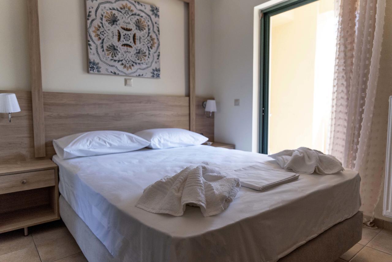 Plumi City Apartments Chania  Ngoại thất bức ảnh