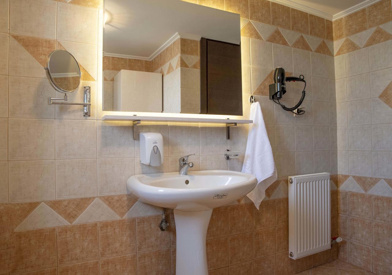 Plumi City Apartments Chania  Ngoại thất bức ảnh